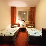 Hotel-24
