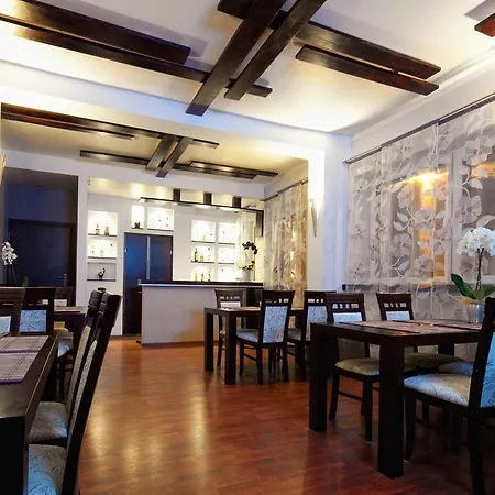 Ξενοδοχείο Hotel-24 2*