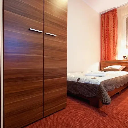Hotel-24 Ξενοδοχείο