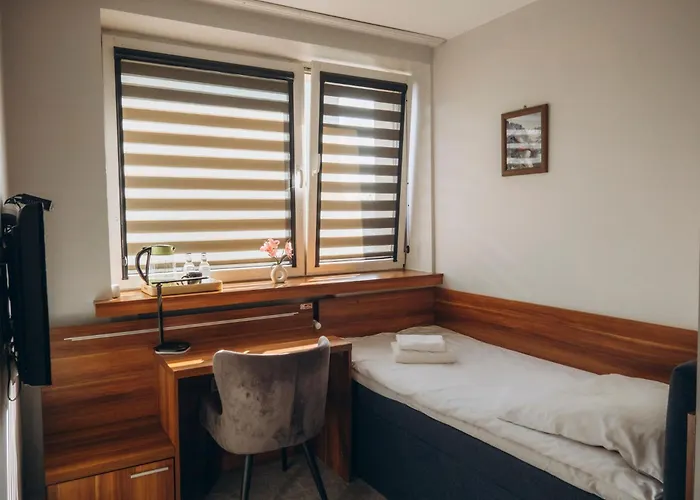 Hotel-24 Hotel Plock